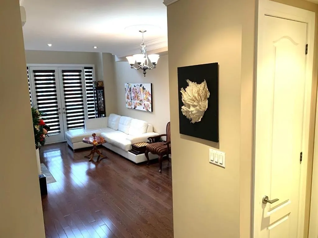 Gasthof Luxury Home - Upper Toronto Beaches