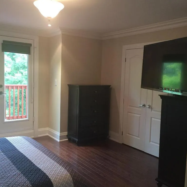 Luxury Home - Upper Toronto Beaches